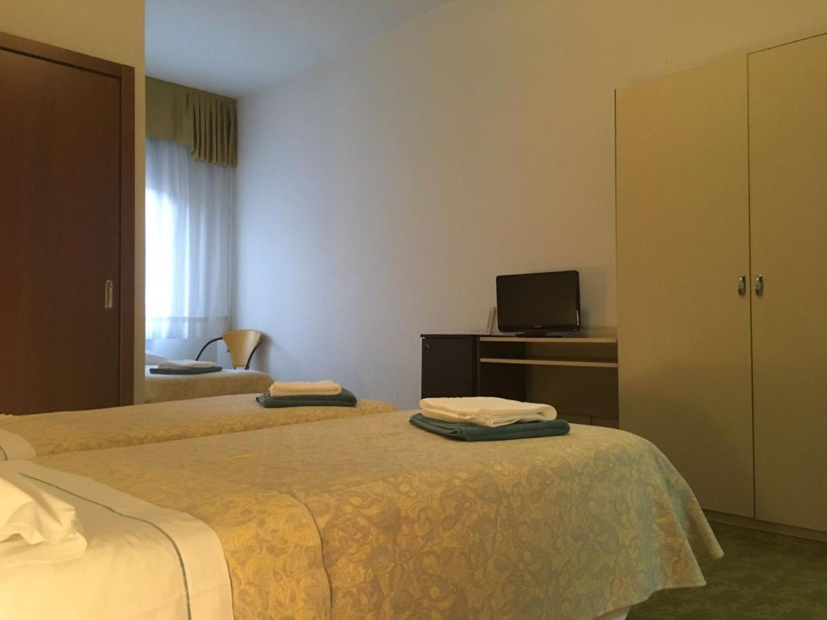 Hotel Centrale เอสเต ภายนอก รูปภาพ